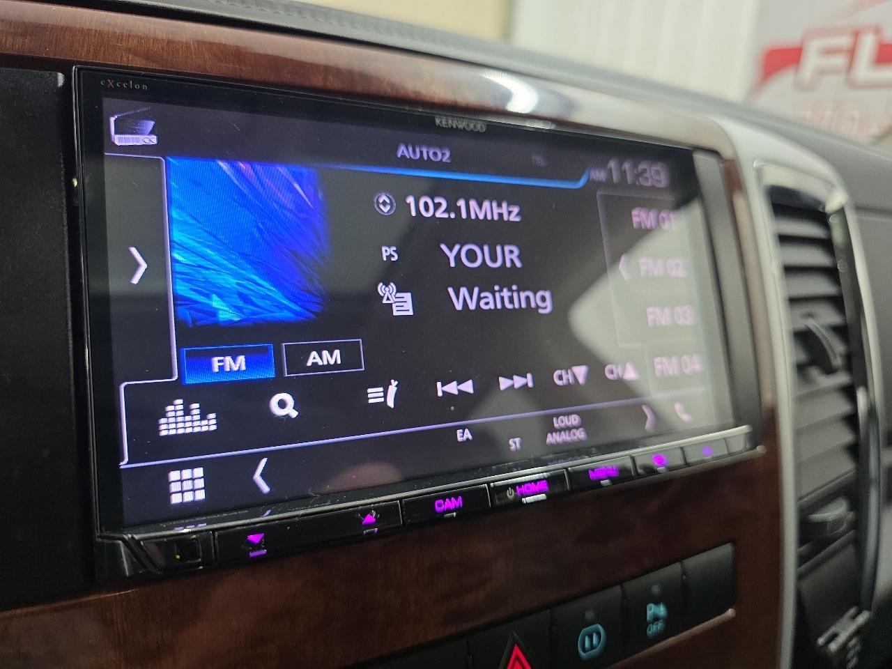 Dodge Ram 1500 4WD Crew Cab 140.5" Laramie 2009