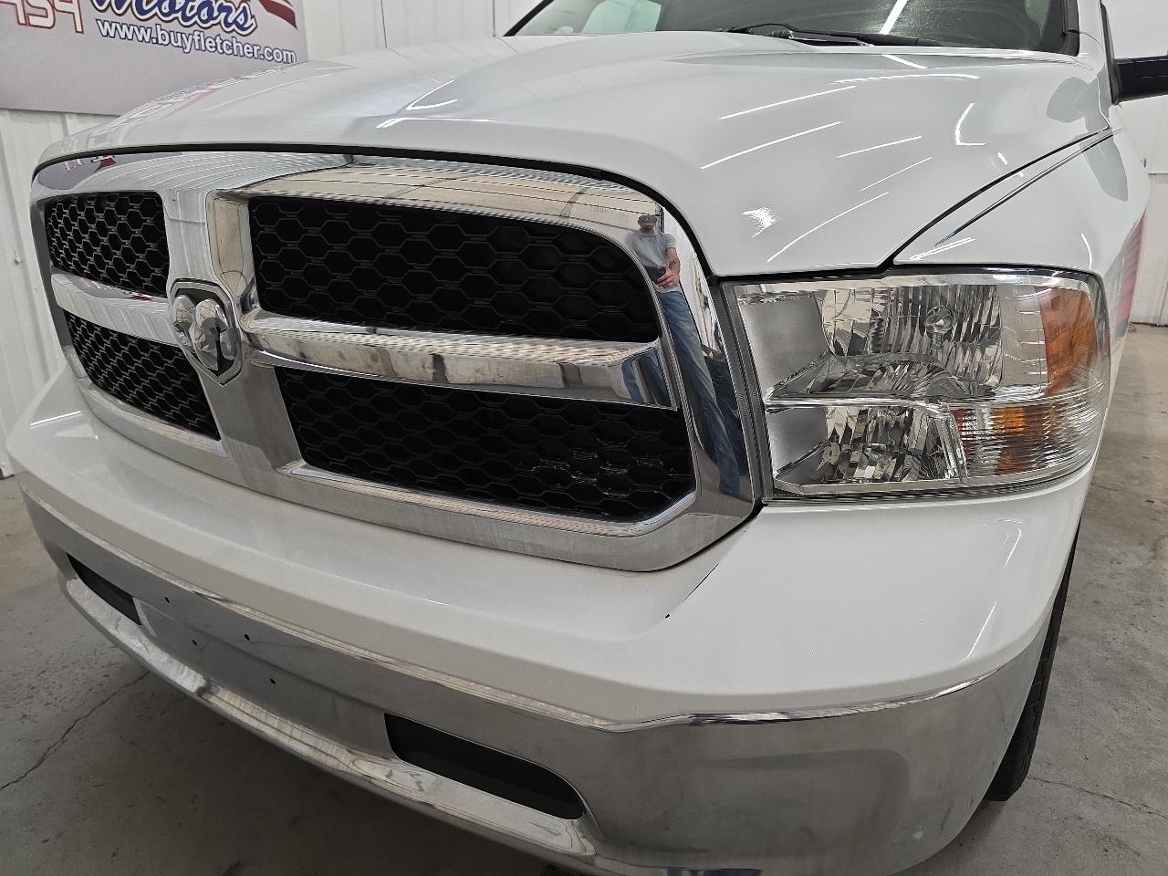 RAM 1500 2WD Reg Cab 140.5" SLT 2013