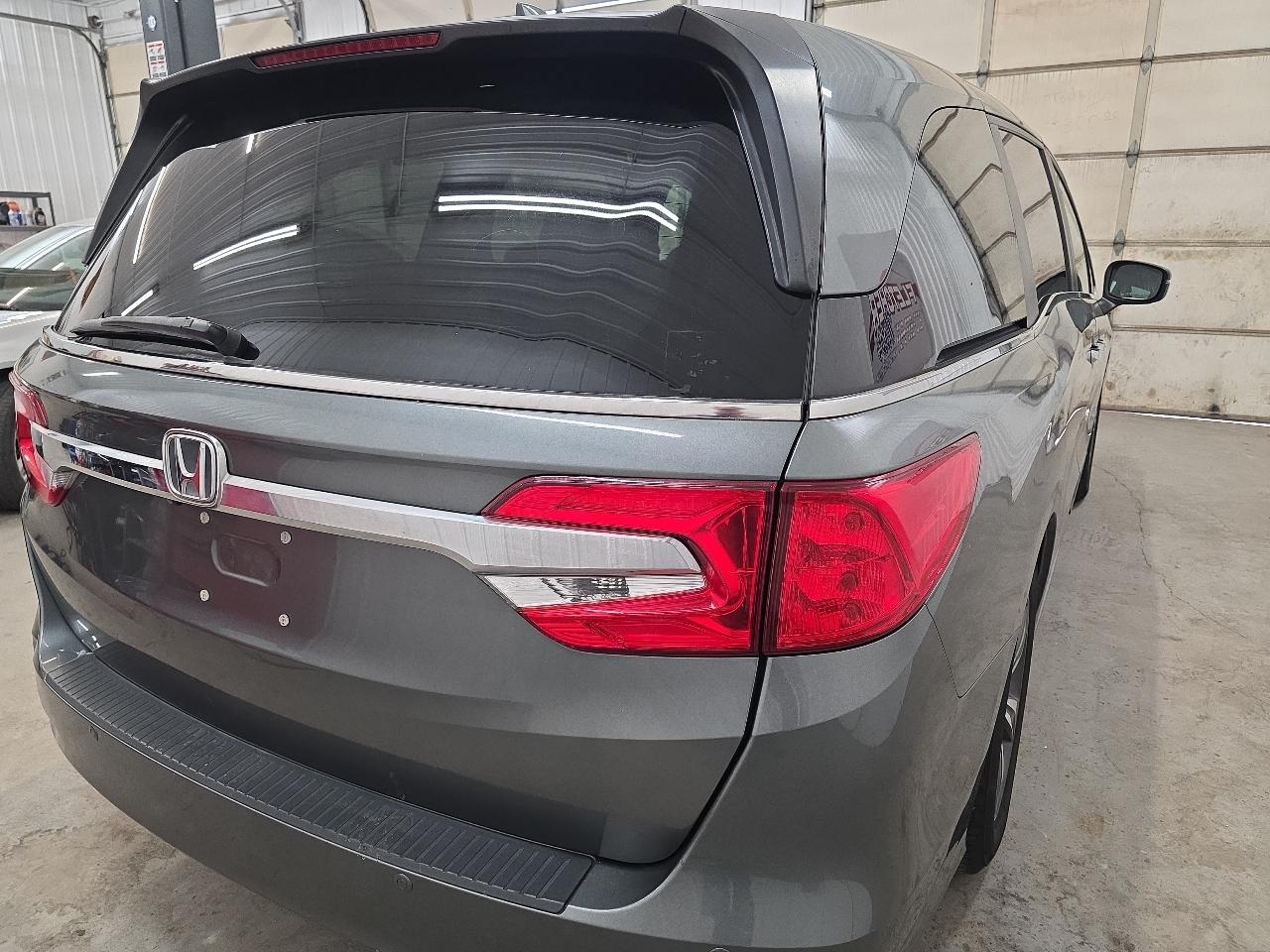 Honda Odyssey Touring Auto 2018