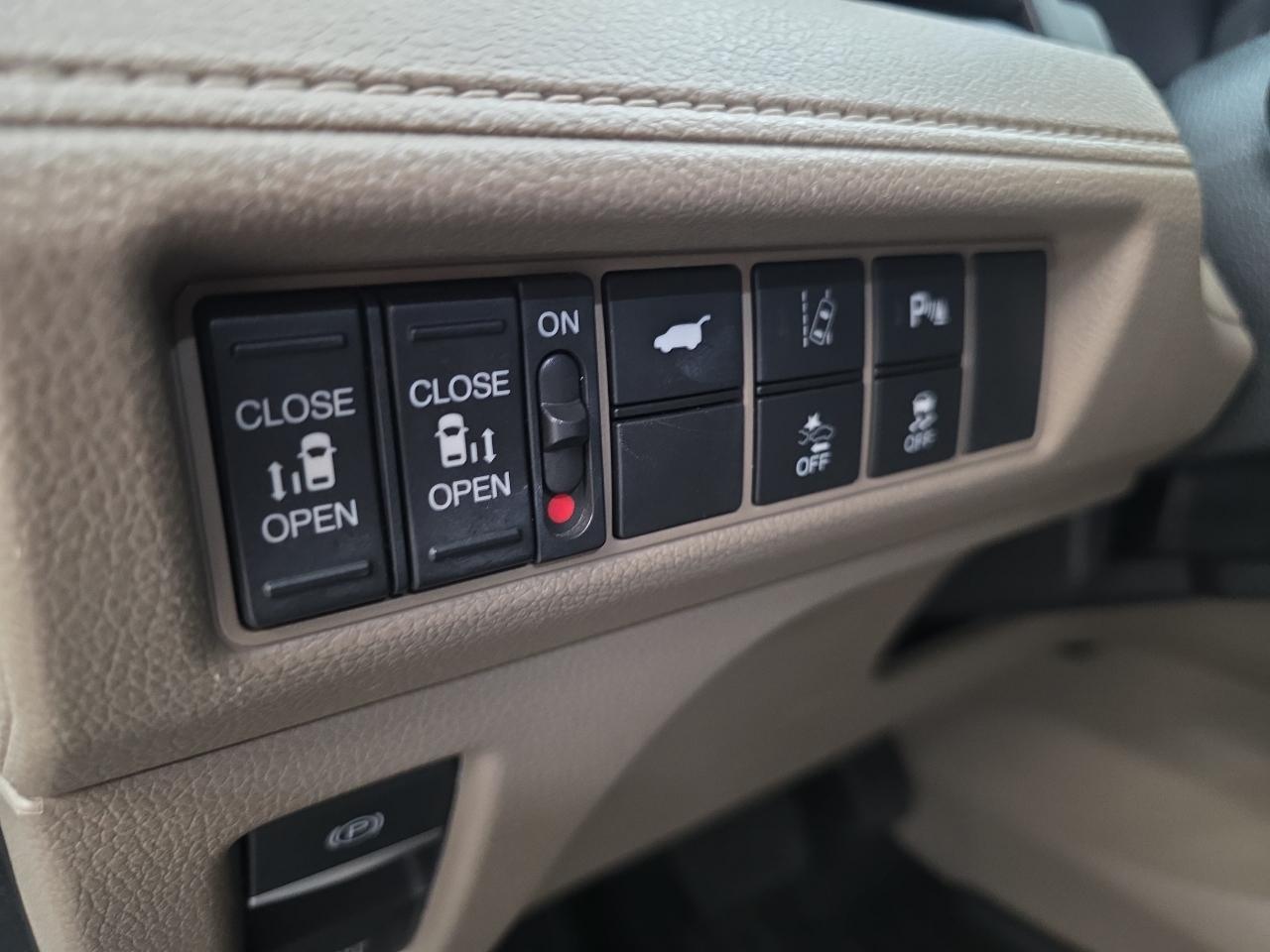 Honda Odyssey Touring Auto 2018