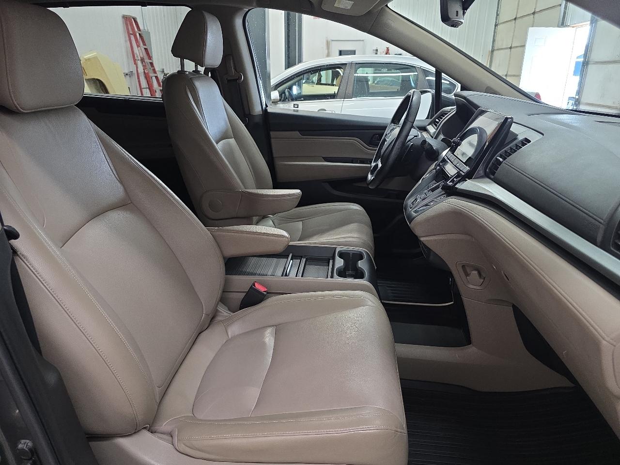 Honda Odyssey Touring Auto 2018