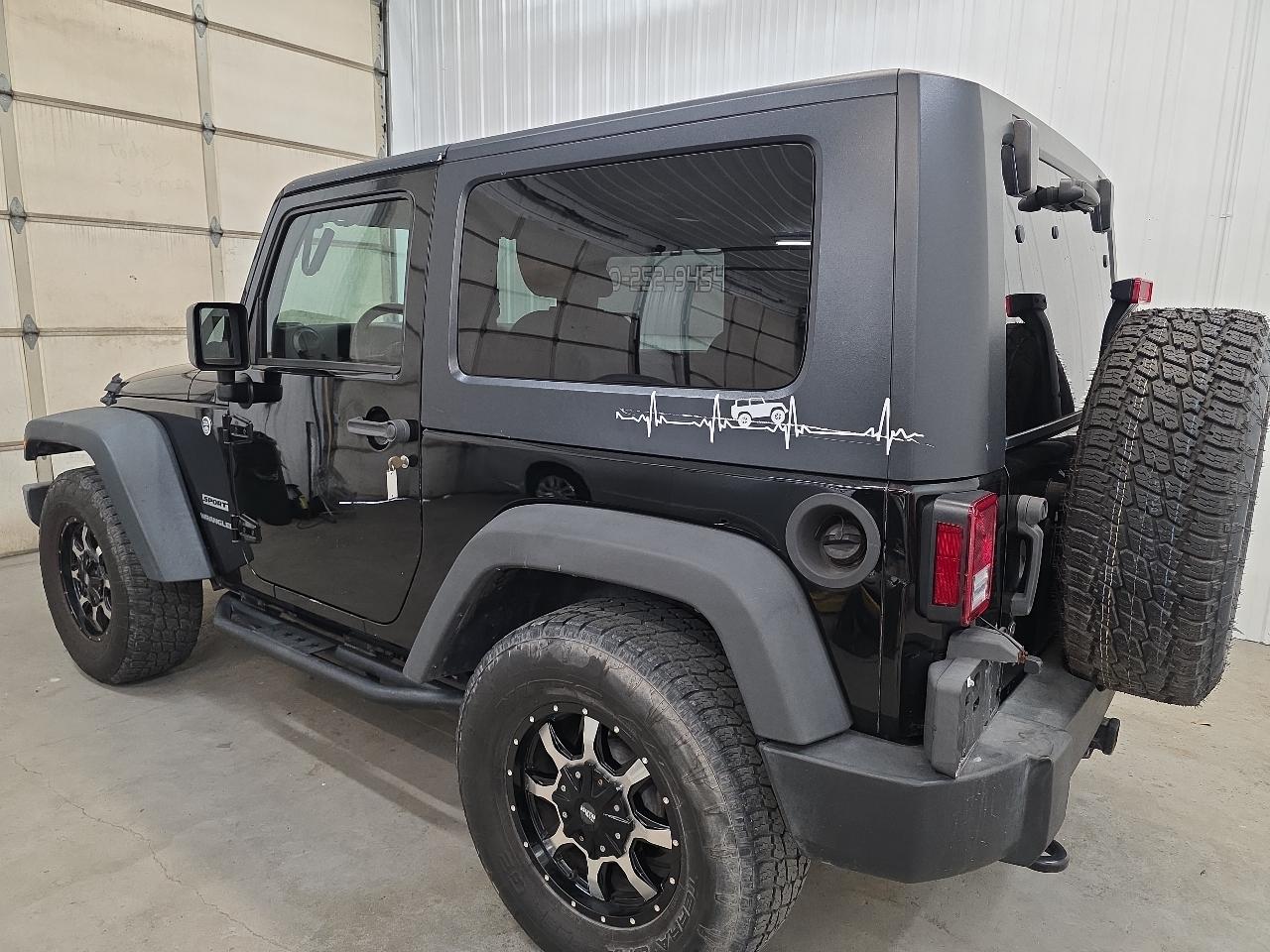 Jeep Wrangler 4WD 2dr Sport 2015