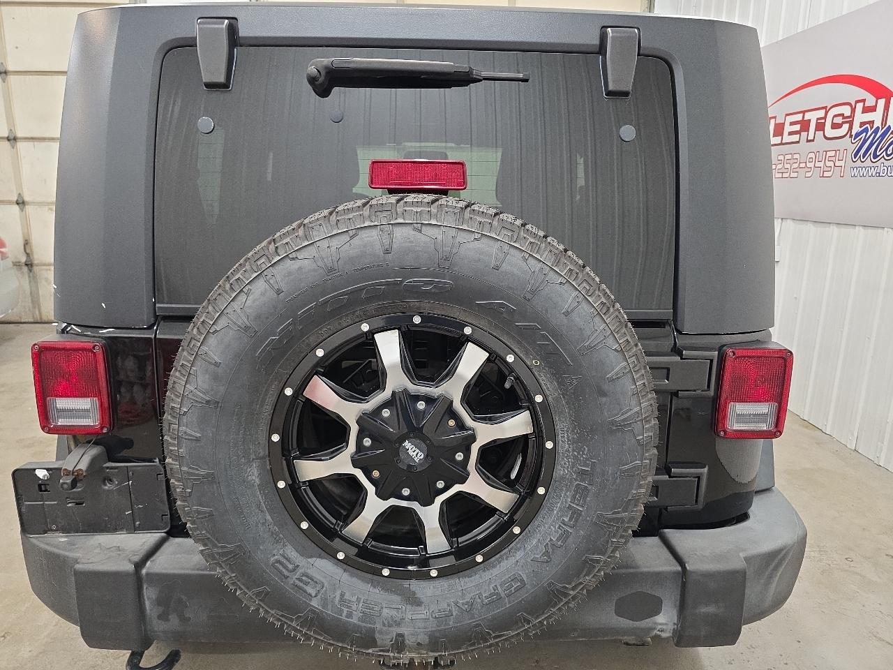 Jeep Wrangler 4WD 2dr Sport 2015