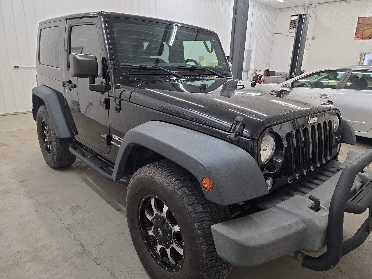 Jeep Wrangler 4WD 2dr Sport 2015