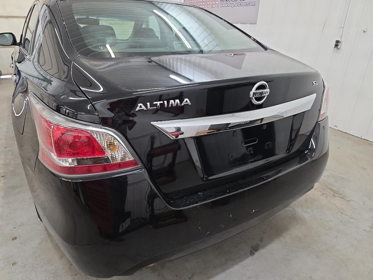 Nissan Altima 4dr Sdn I4 2.5 2015