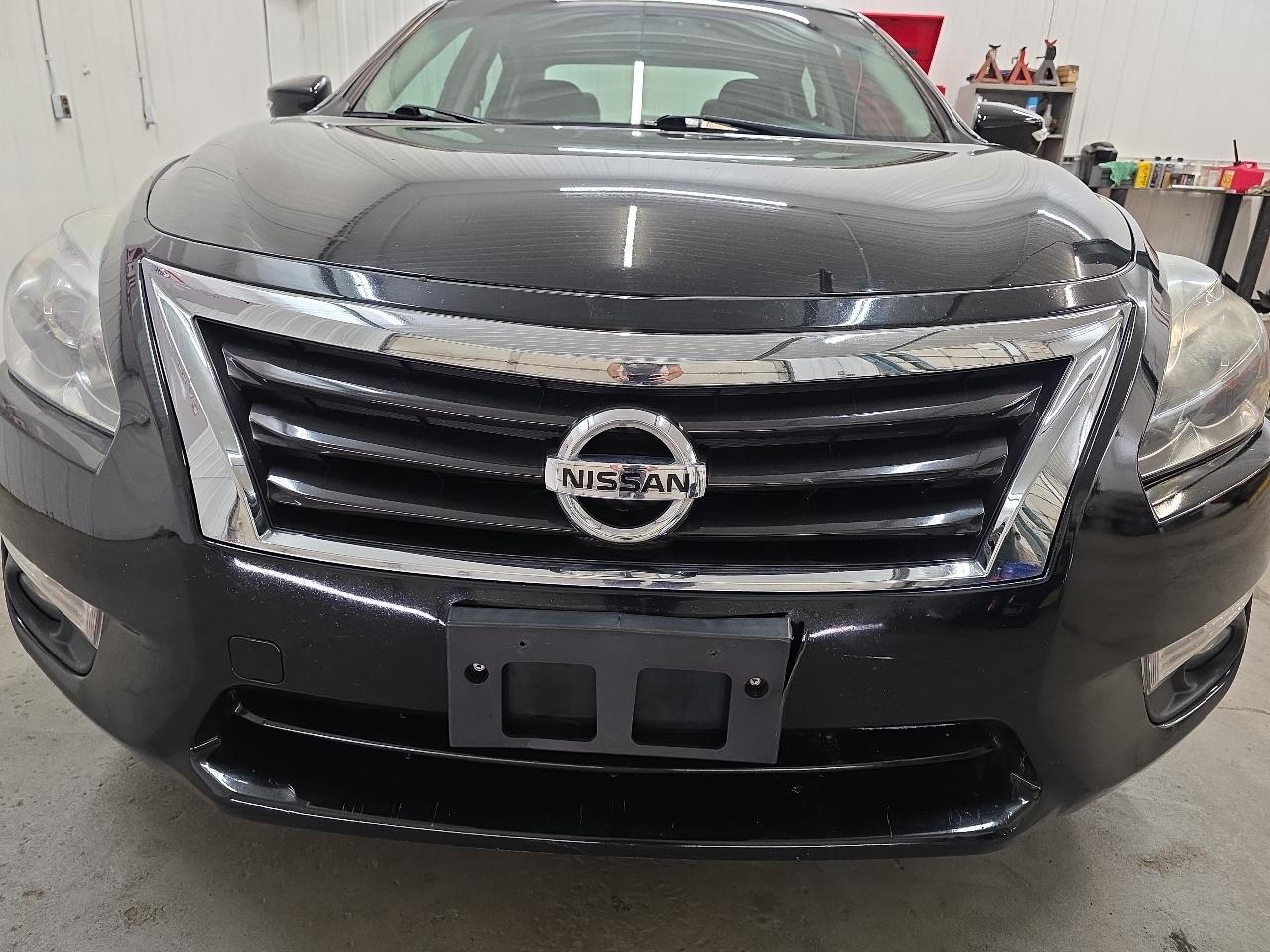 Nissan Altima 4dr Sdn I4 2.5 2015