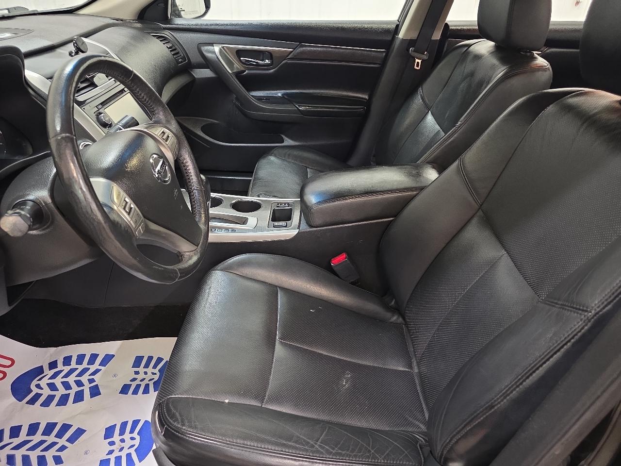 Nissan Altima 4dr Sdn I4 2.5 2015
