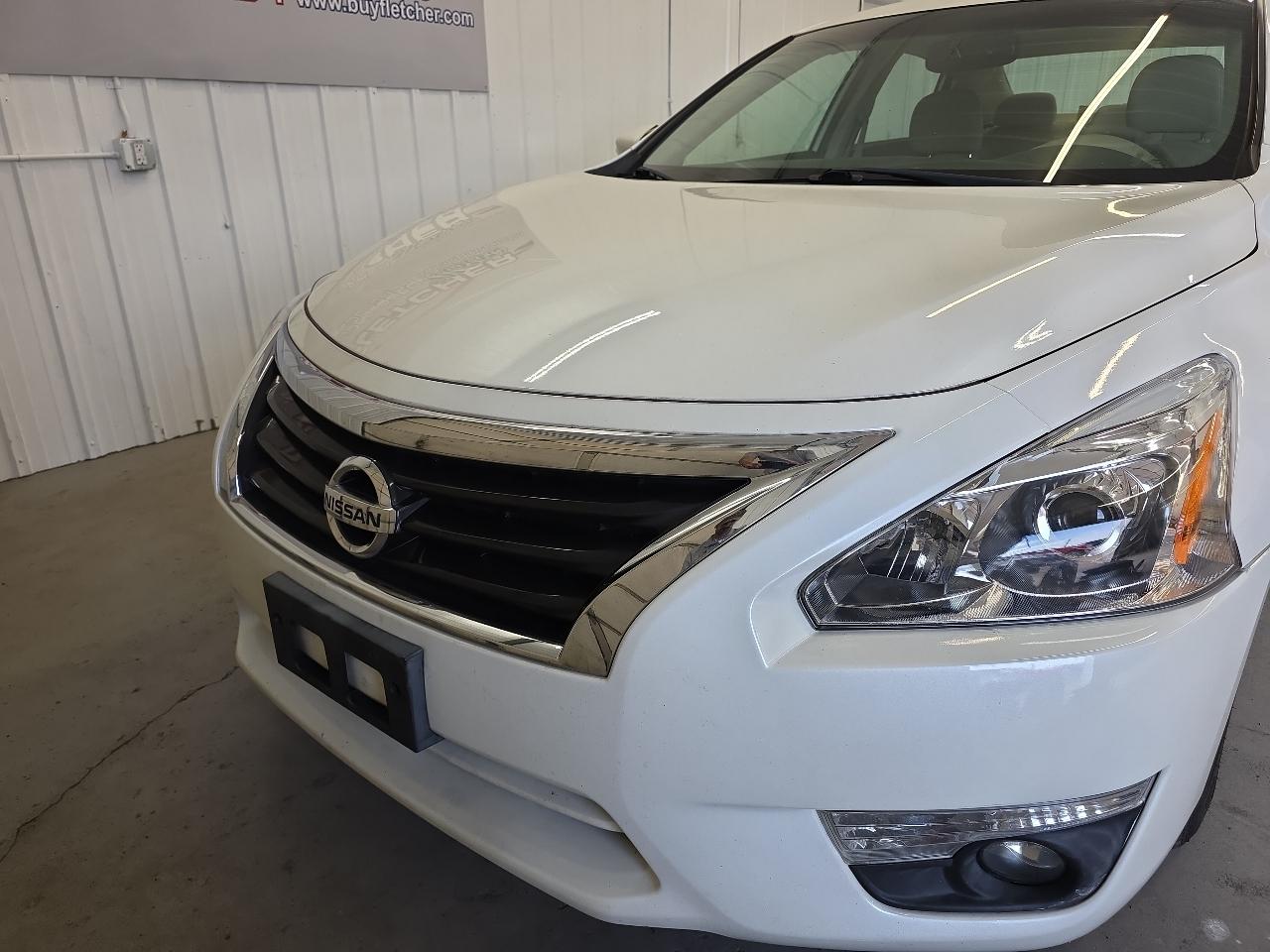 Nissan Altima 4dr Sdn I4 2.5 SL 2015