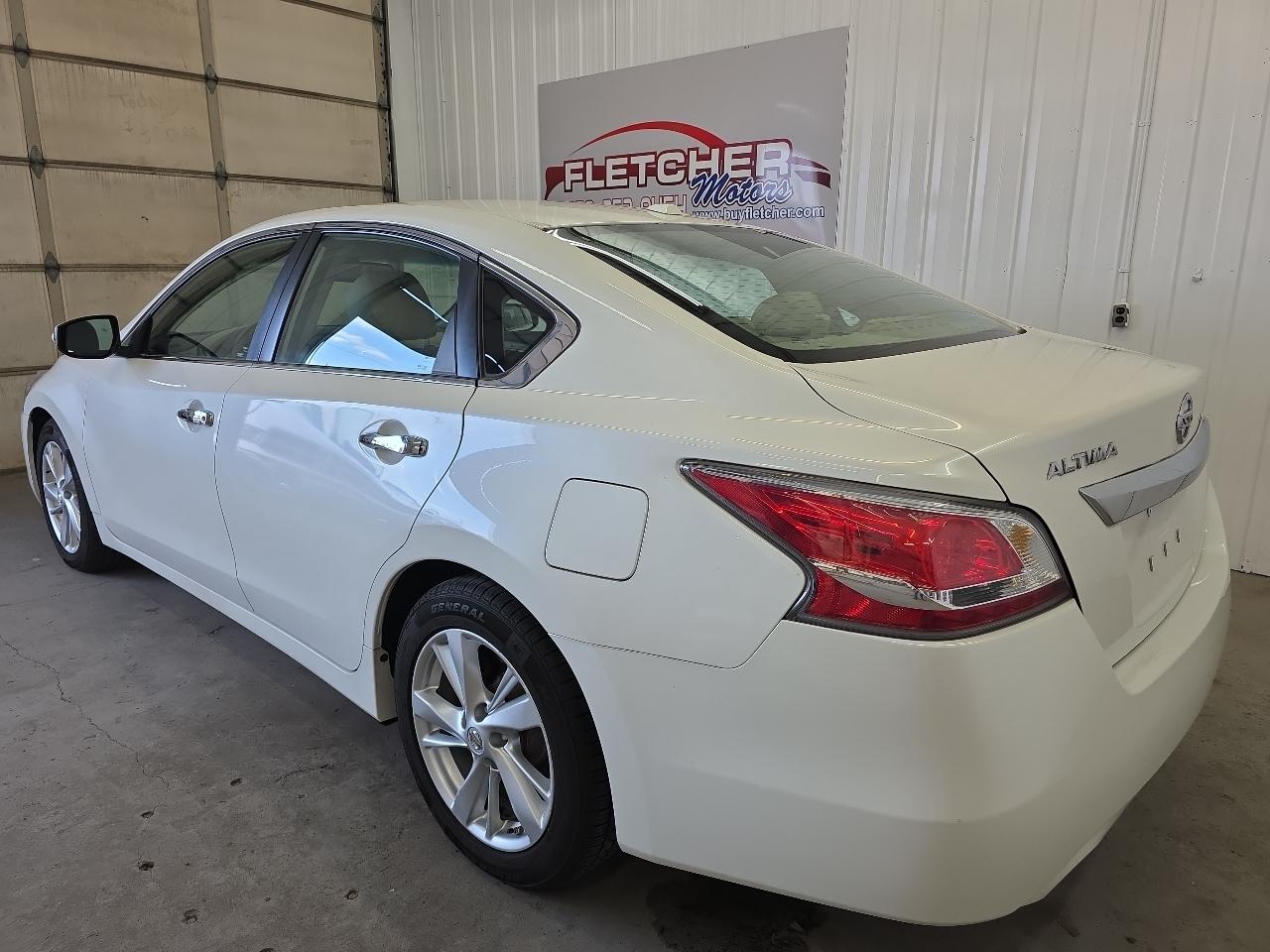 Nissan Altima 4dr Sdn I4 2.5 SL 2015