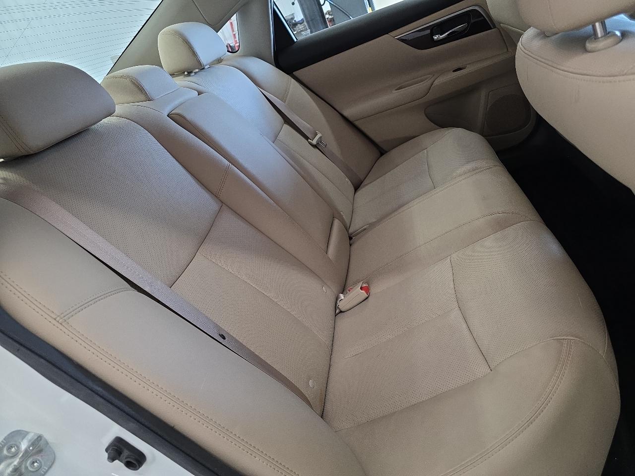 Nissan Altima 4dr Sdn I4 2.5 SL 2015