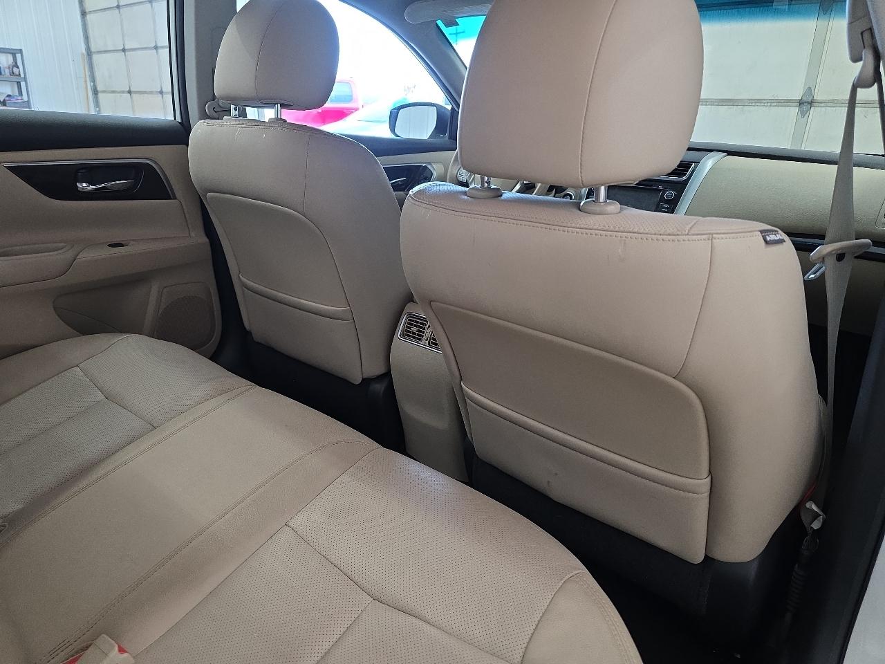 Nissan Altima 4dr Sdn I4 2.5 SL 2015