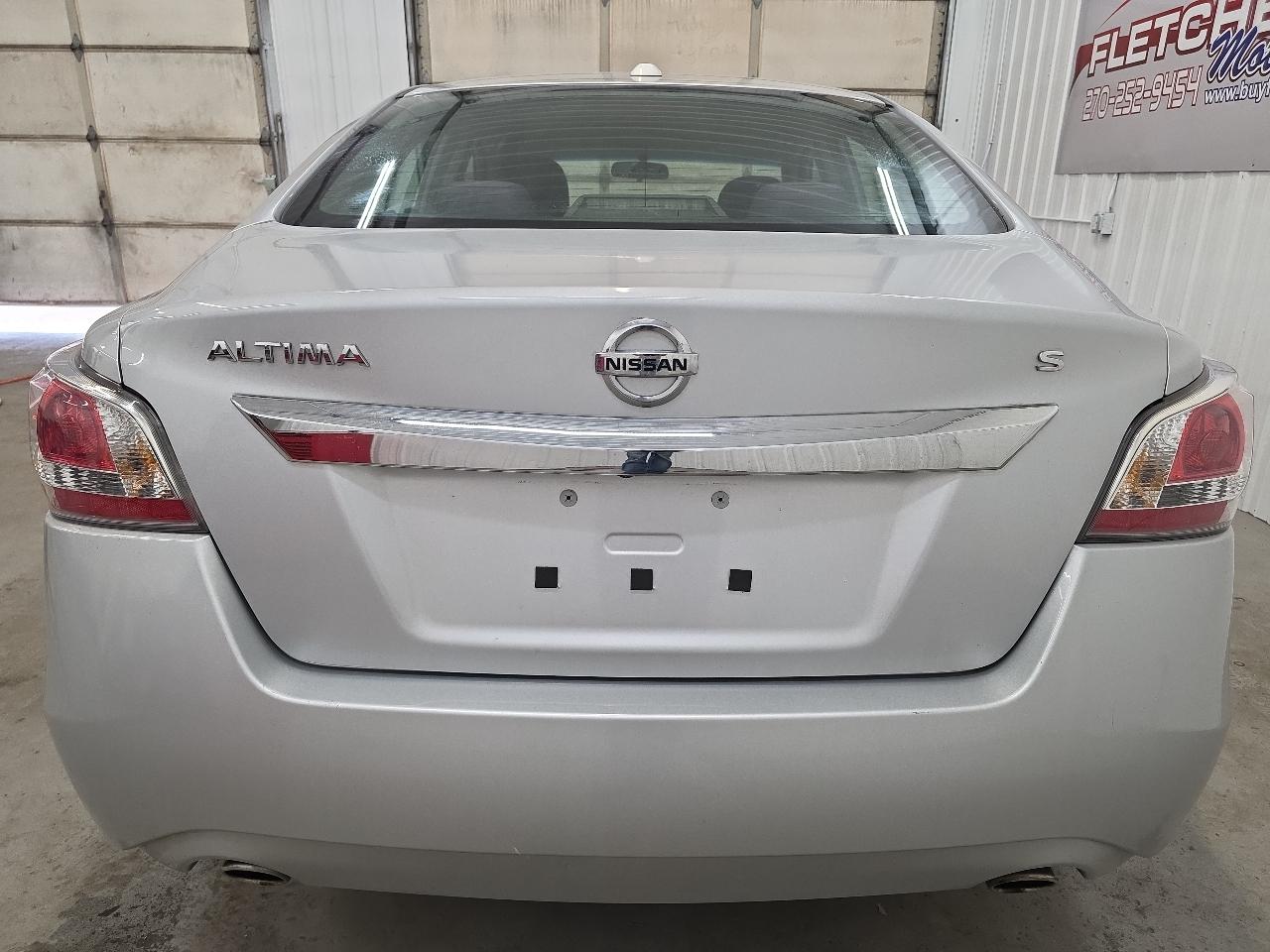 Nissan Altima 4dr Sdn I4 2.5 S 2015