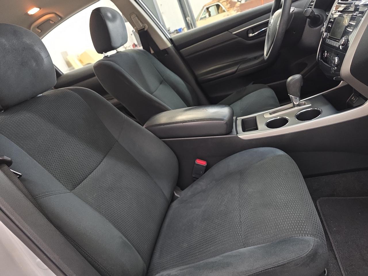 Nissan Altima 4dr Sdn I4 2.5 S 2015