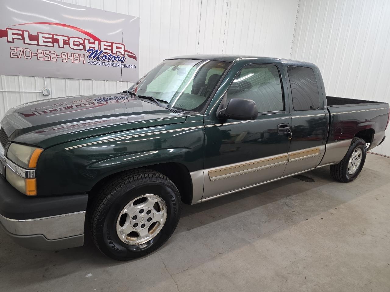 Chevrolet Silverado 1500 Ext Cab 143.5" WB LS 2003