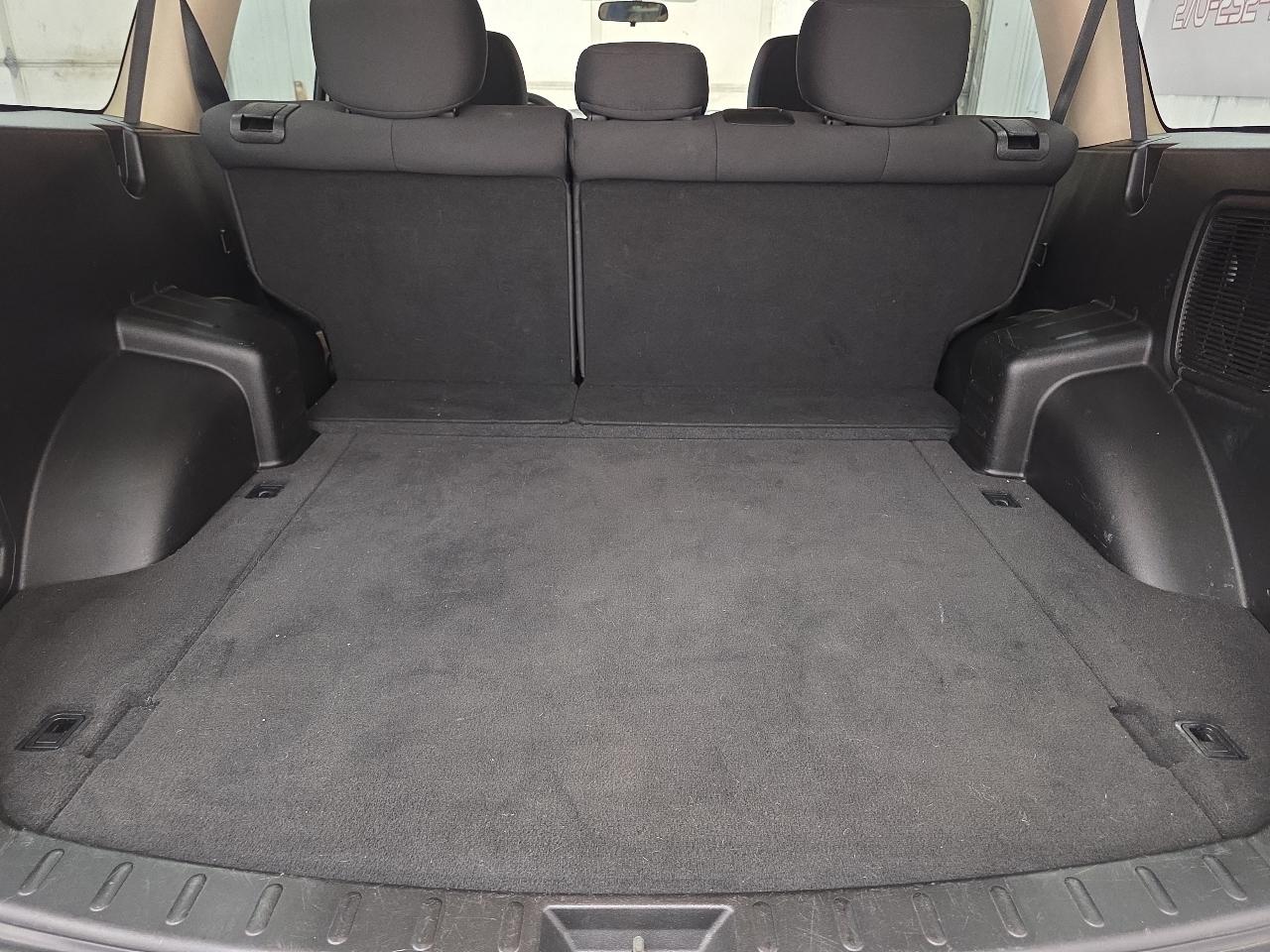 Mitsubishi Endeavor AWD 4dr LS 2011