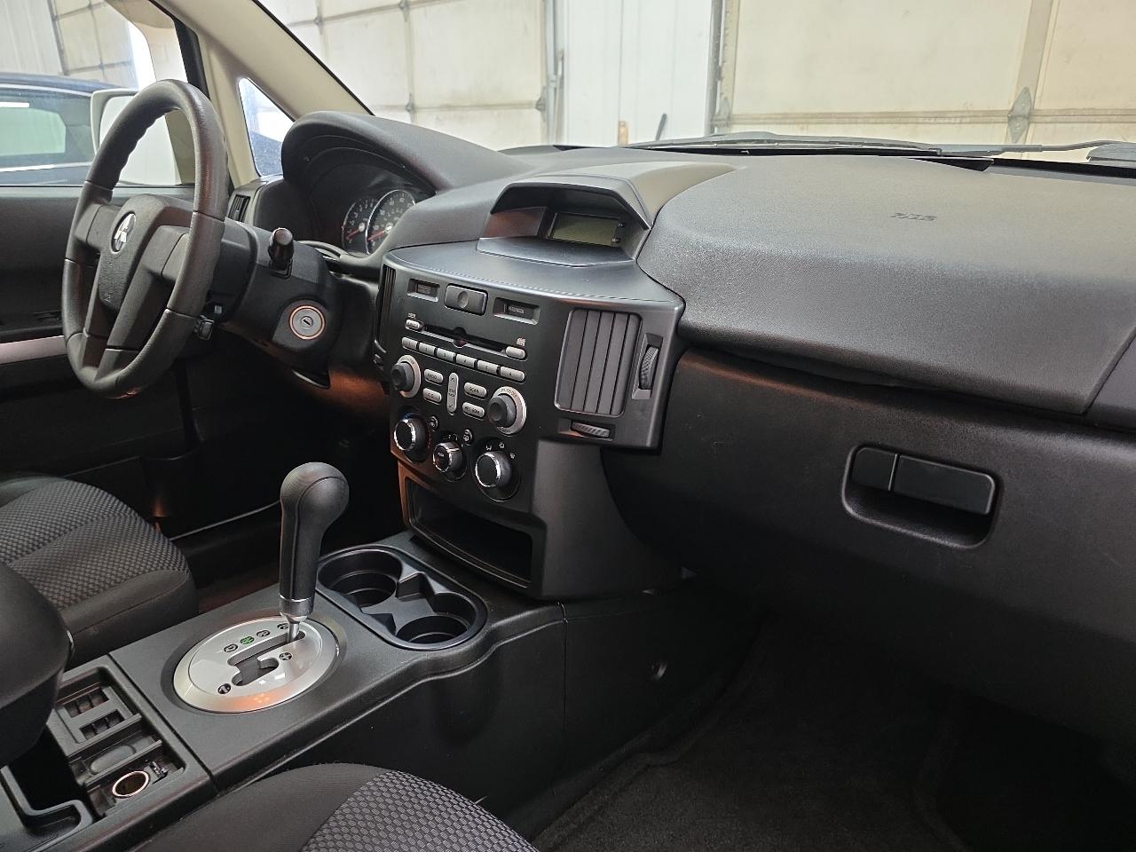 Mitsubishi Endeavor AWD 4dr LS 2011