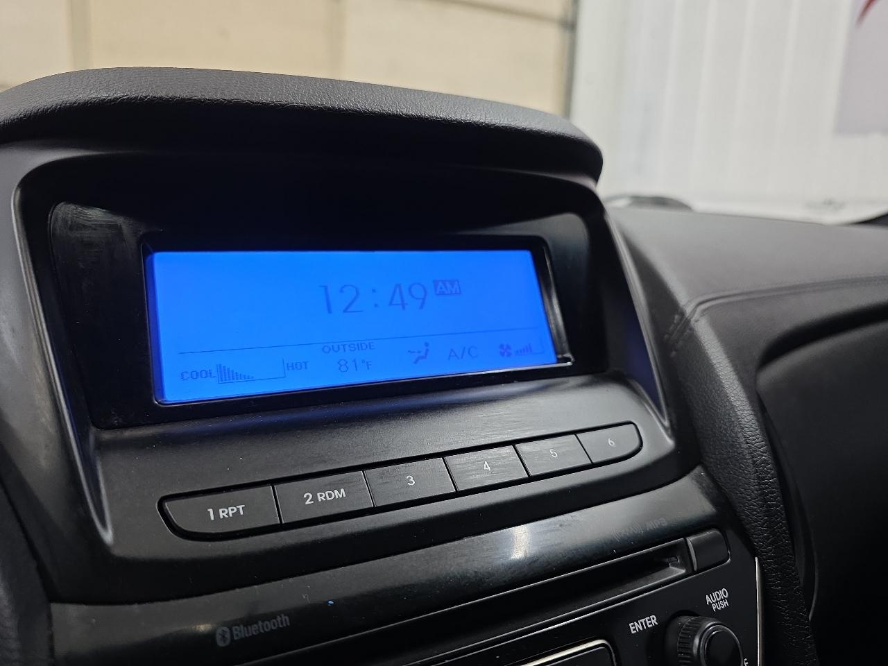 Hyundai Genesis Coupe 2dr I4 2.0T Auto 2013