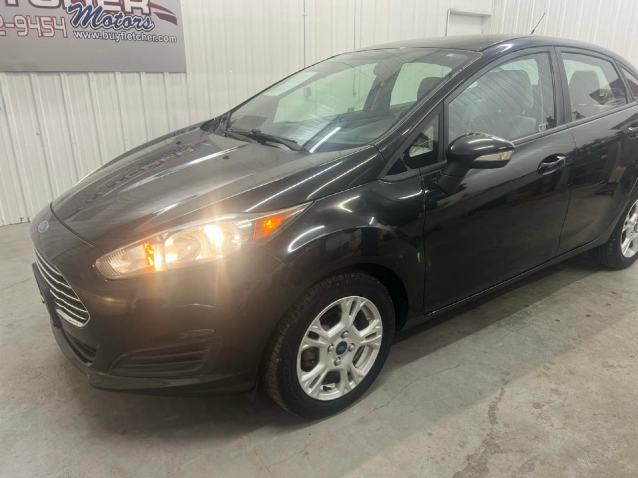 Ford Fiesta 4dr Sdn SE 2014