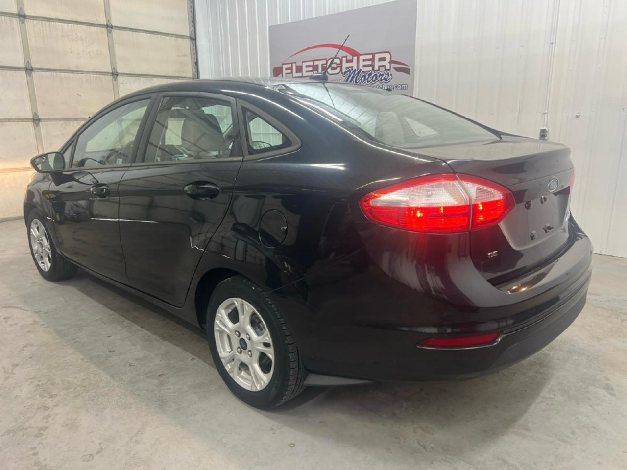 Ford Fiesta 4dr Sdn SE 2014