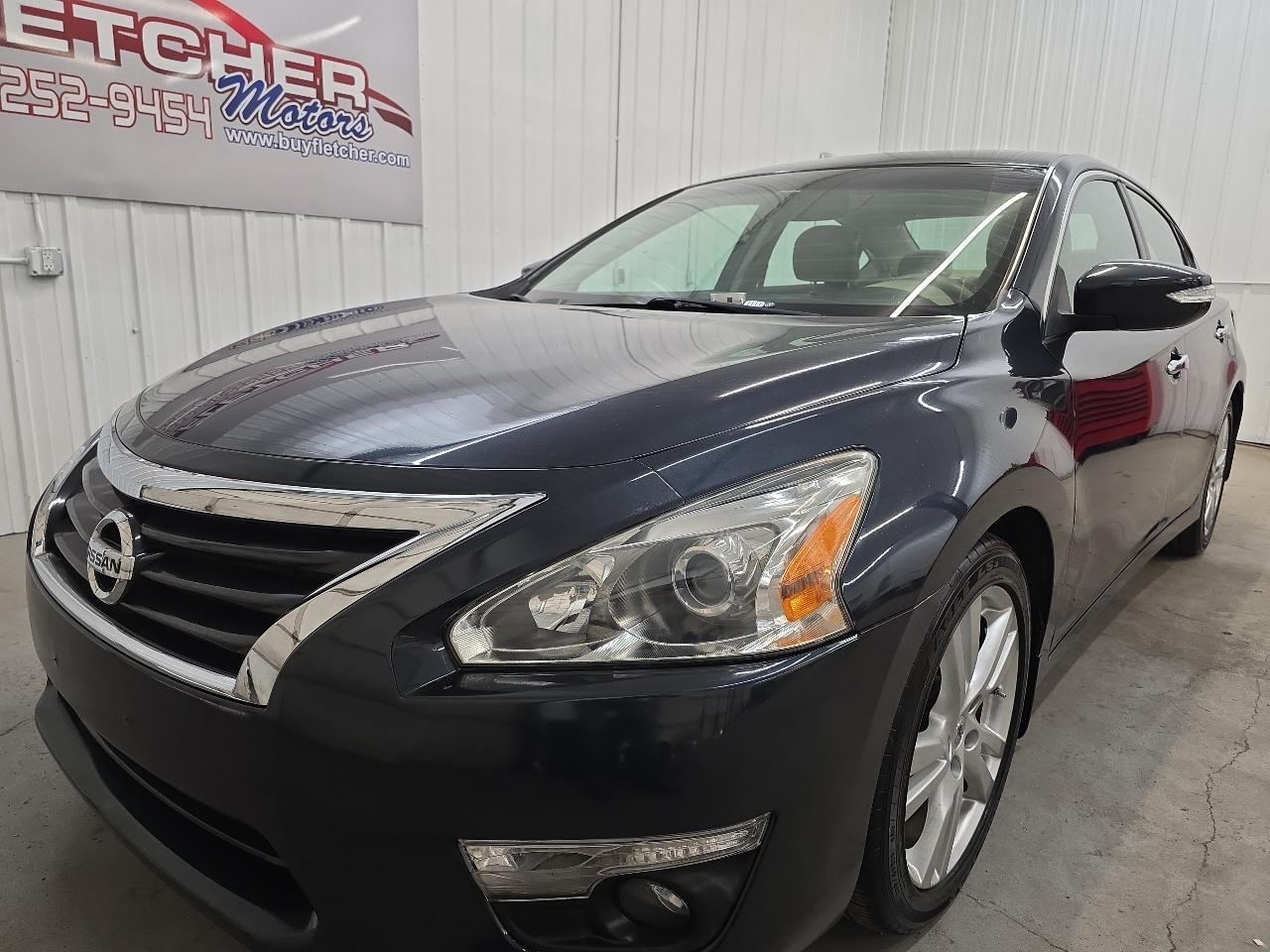 Nissan Altima 4dr Sdn V6 3.5 SL *Ltd Avail* 2015