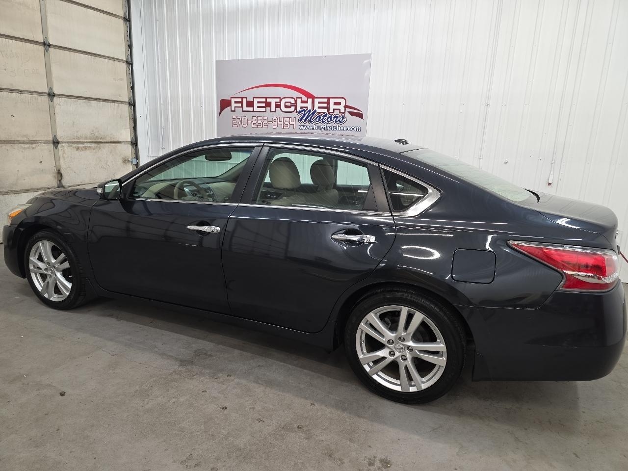 Nissan Altima 4dr Sdn V6 3.5 SL *Ltd Avail* 2015