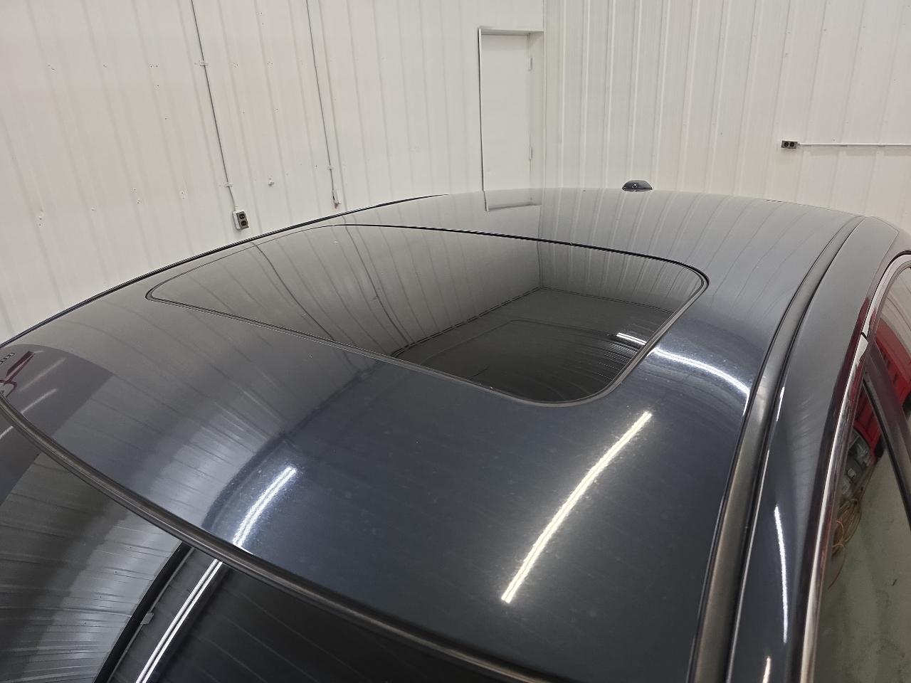 Nissan Altima 4dr Sdn V6 3.5 SL *Ltd Avail* 2015