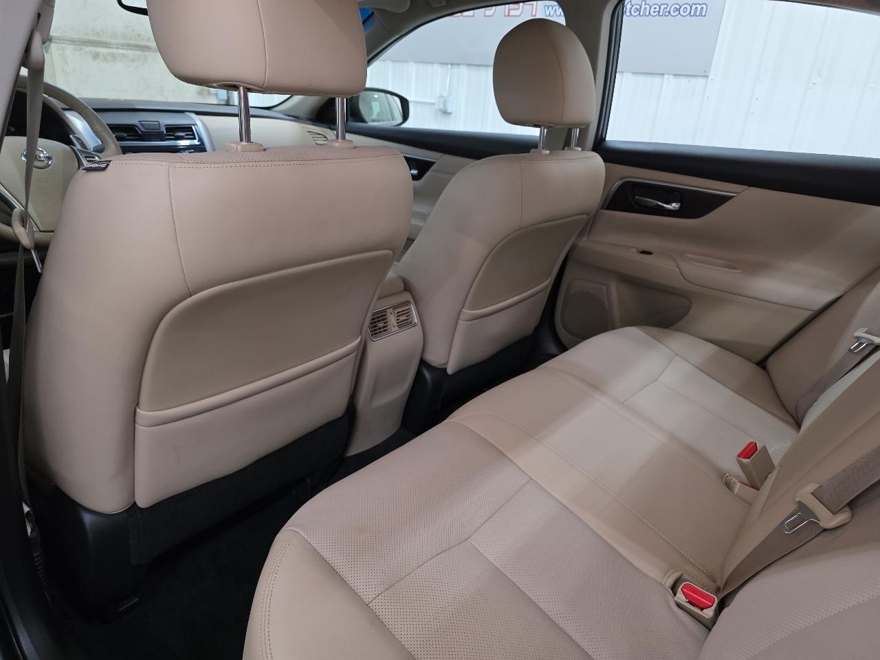 Nissan Altima 4dr Sdn V6 3.5 SL *Ltd Avail* 2015