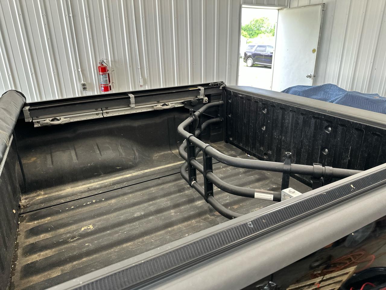 Nissan Frontier 4WD Crew Cab SWB Auto SV 2015