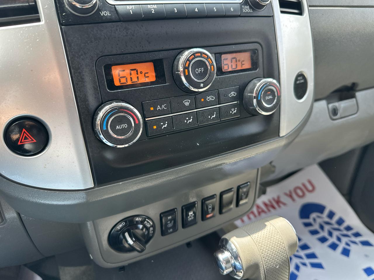 Nissan Frontier 4WD Crew Cab SWB Auto SV 2015