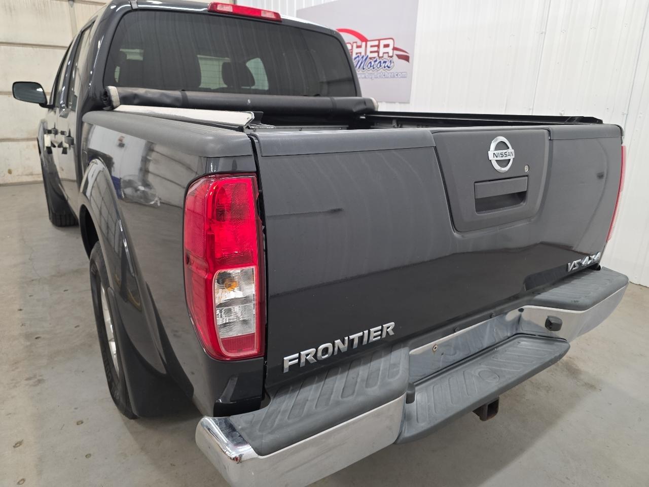 Nissan Frontier 4WD Crew Cab SWB Auto SV 2012