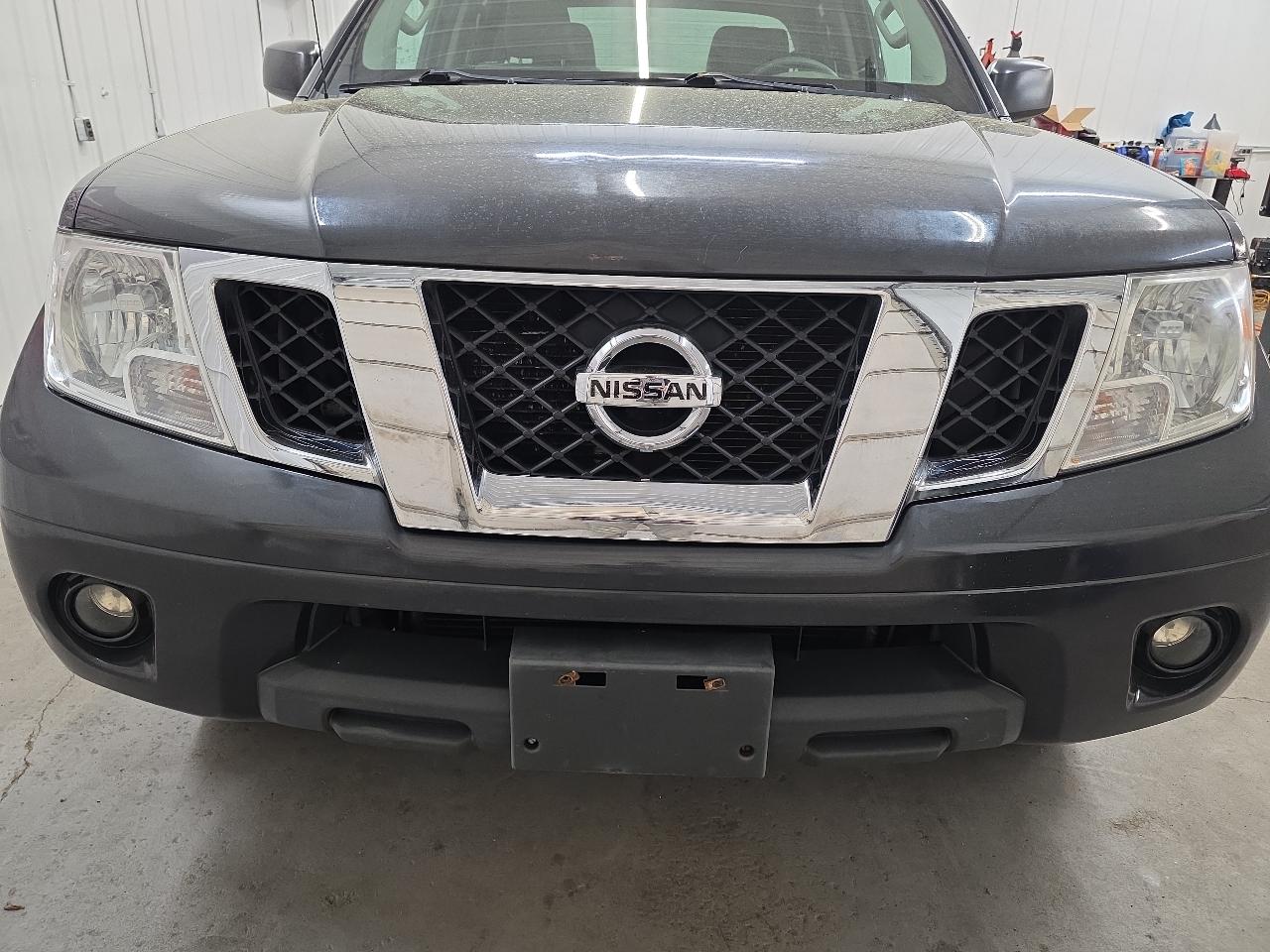 Nissan Frontier 4WD Crew Cab SWB Auto SV 2012