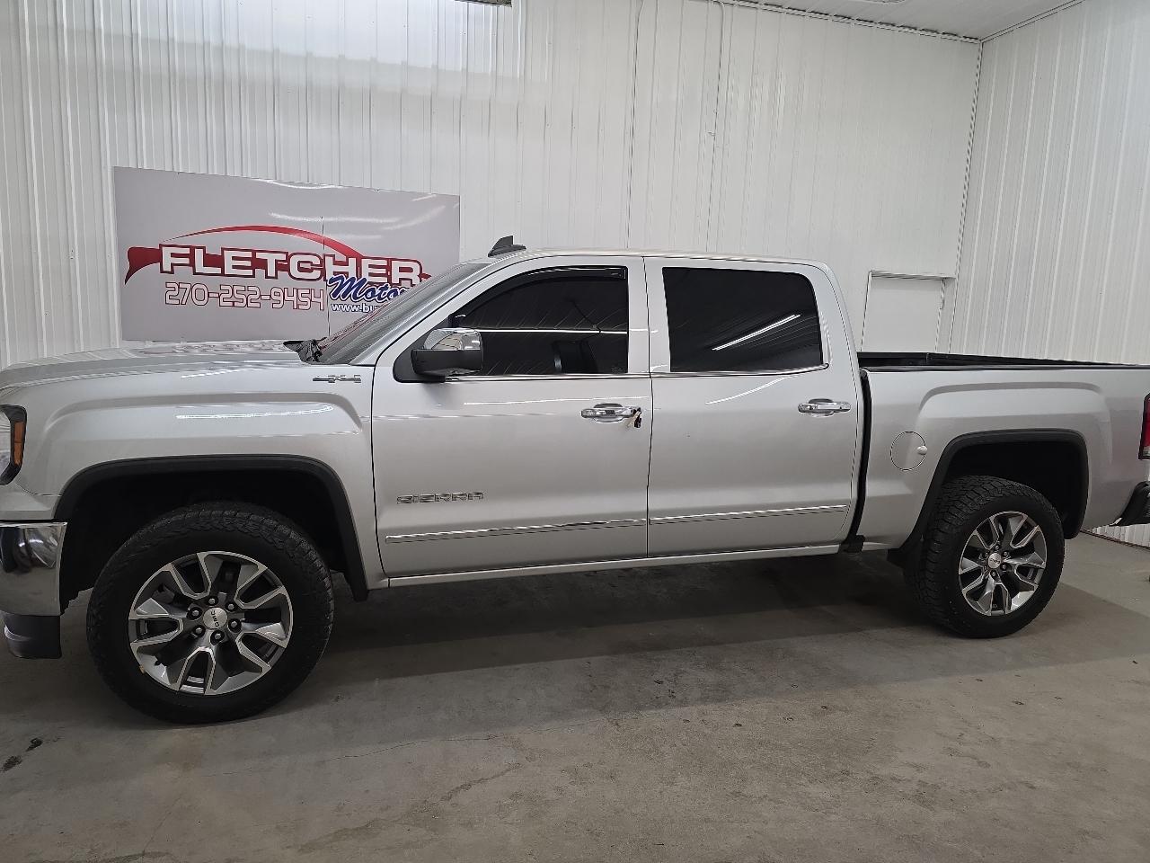 GMC Sierra 1500 4WD Crew Cab 143.5" SLT 2018