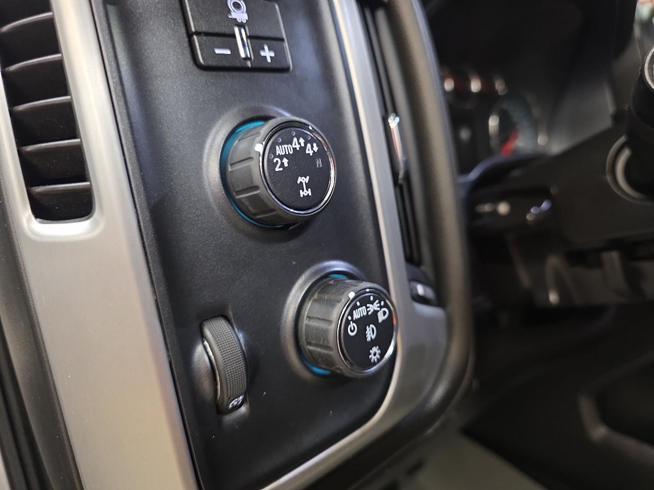 GMC Sierra 1500 4WD Crew Cab 143.5" SLT 2018