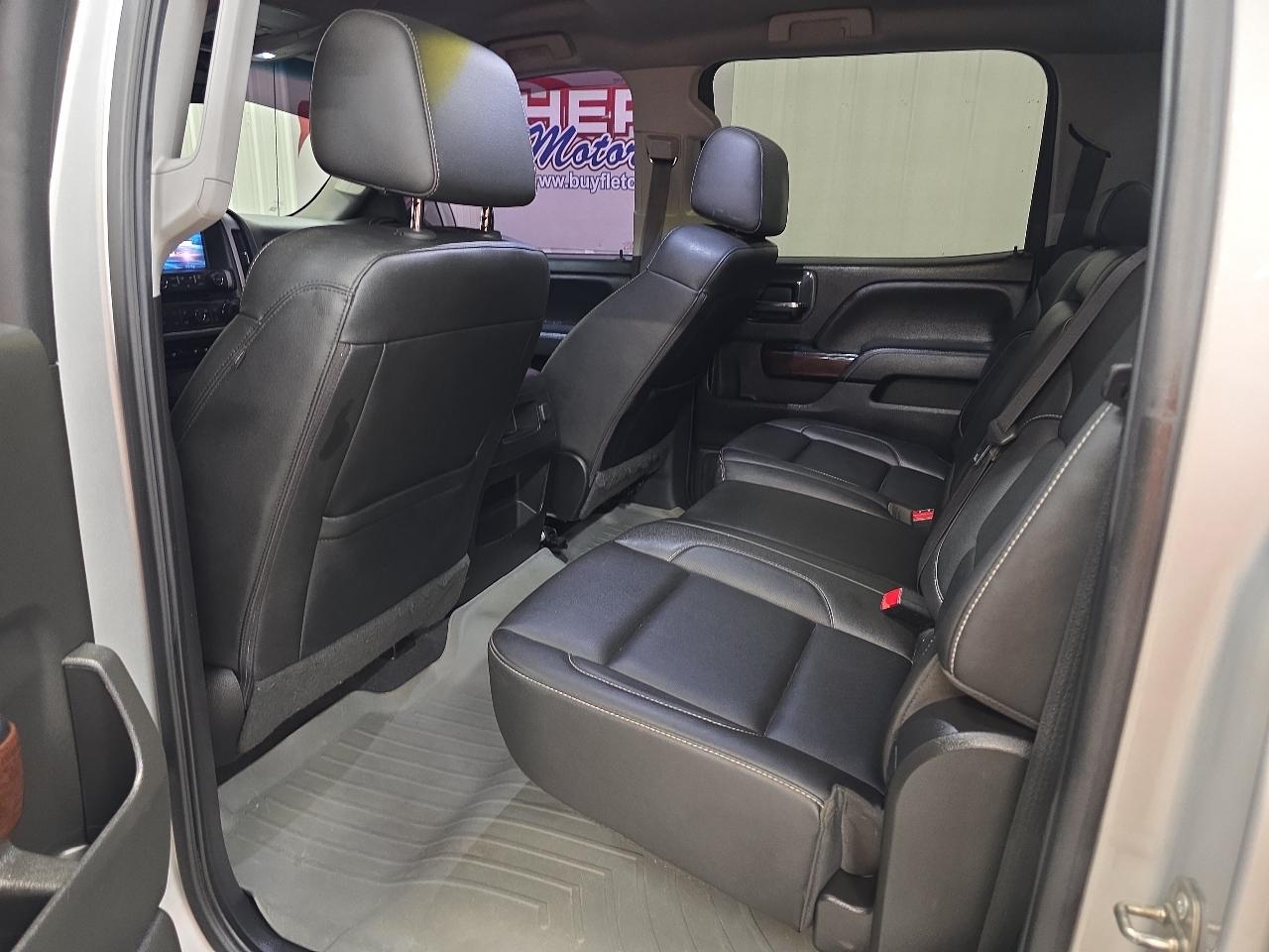 GMC Sierra 1500 4WD Crew Cab 143.5" SLT 2018