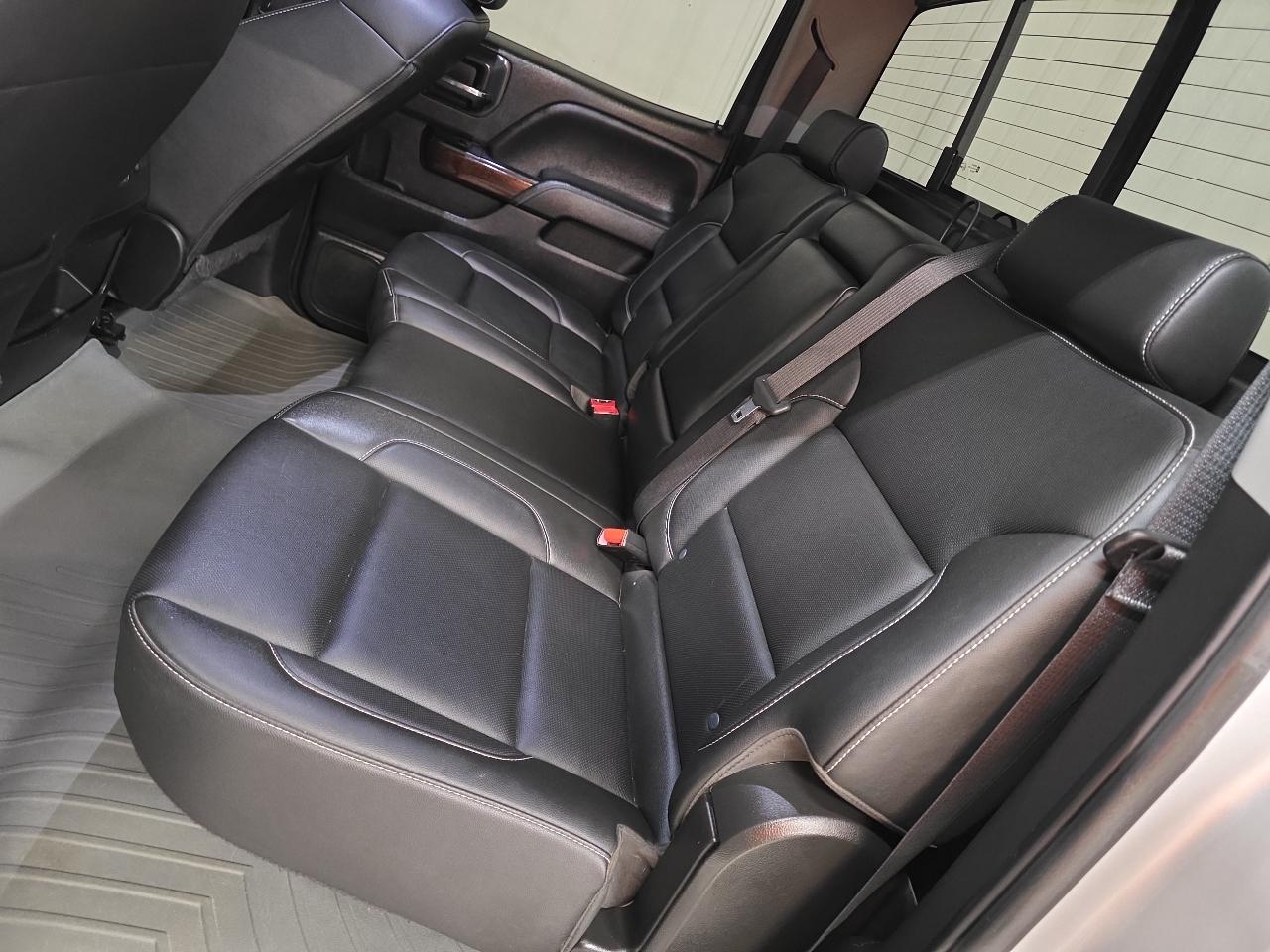 GMC Sierra 1500 4WD Crew Cab 143.5" SLT 2018