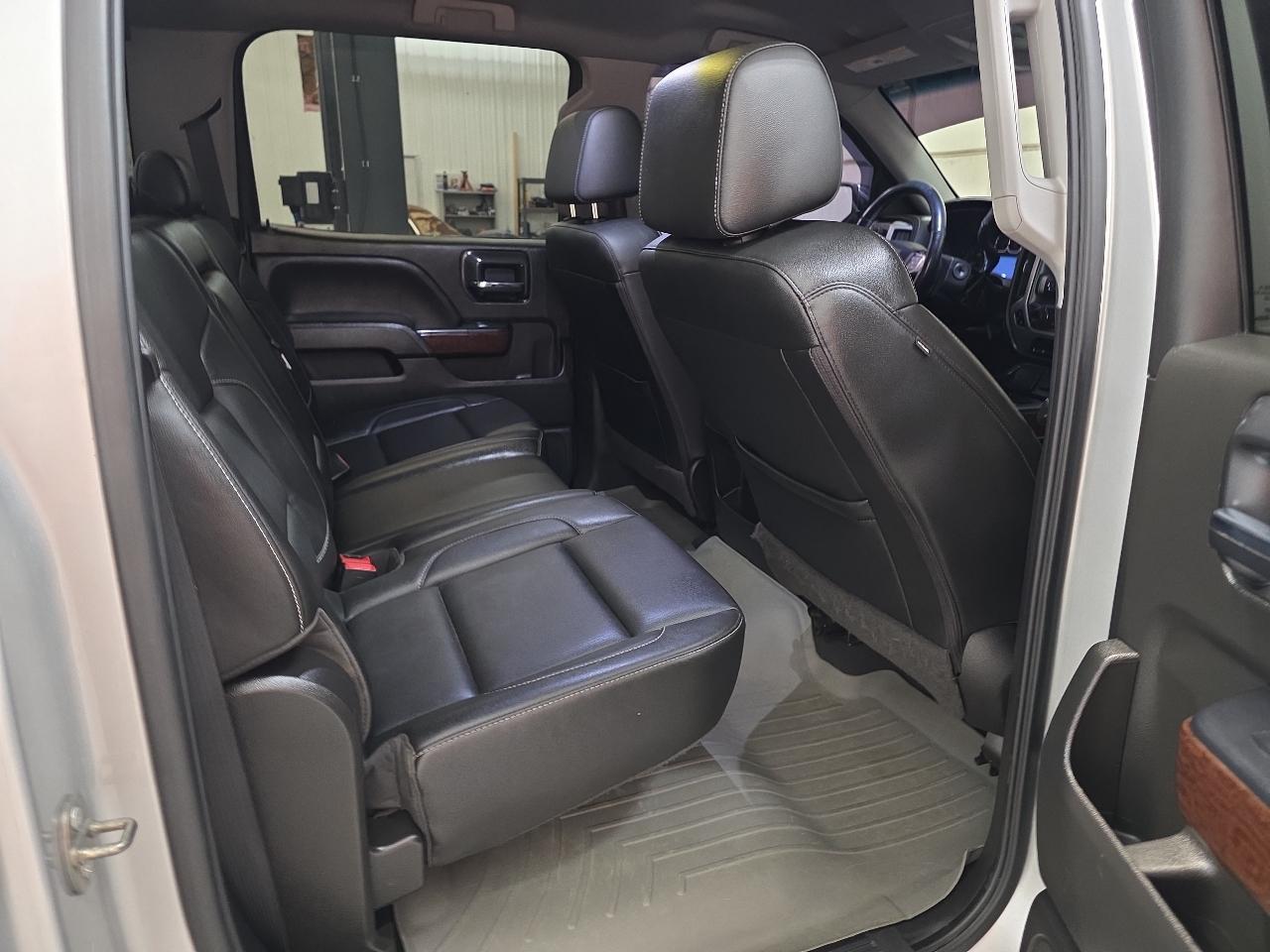 GMC Sierra 1500 4WD Crew Cab 143.5" SLT 2018