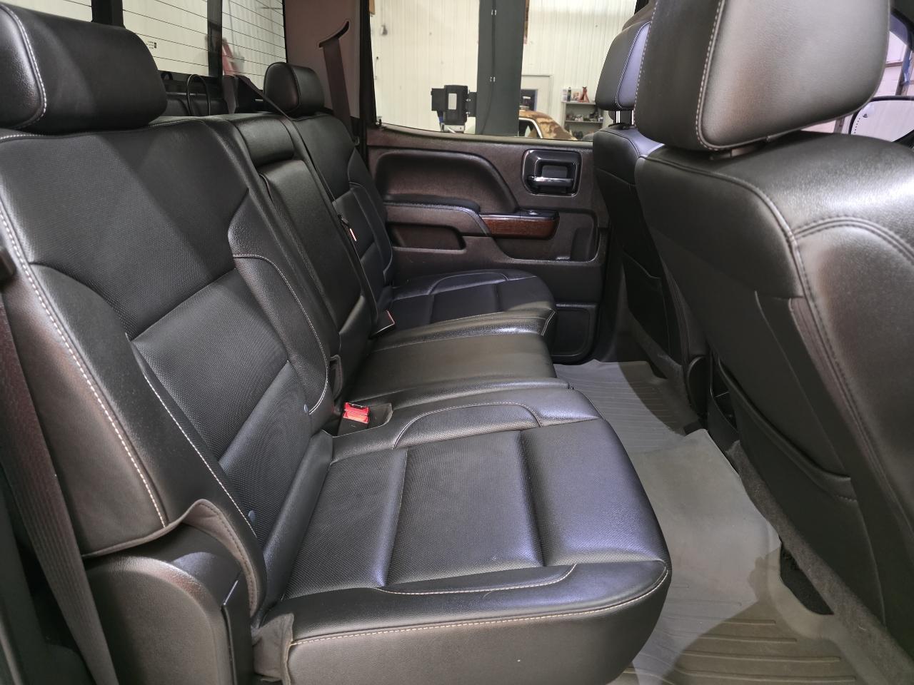 GMC Sierra 1500 4WD Crew Cab 143.5" SLT 2018