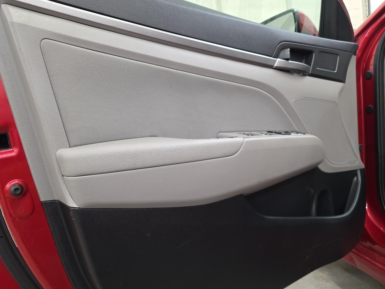 Hyundai Elantra SE 2.0L Auto (Alabama) *Ltd Avail* 2017