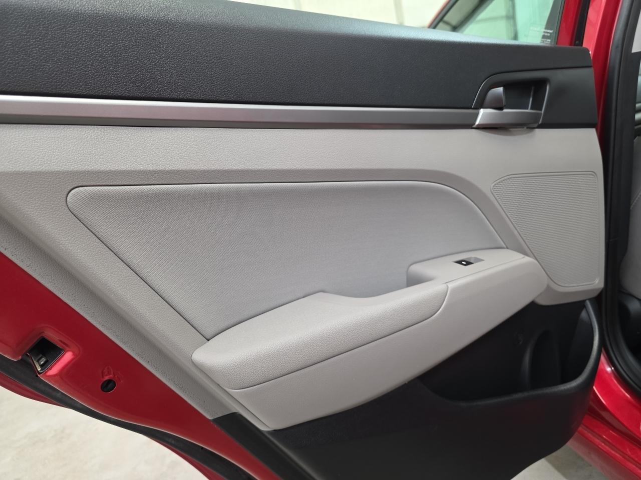 Hyundai Elantra SE 2.0L Auto (Alabama) *Ltd Avail* 2017