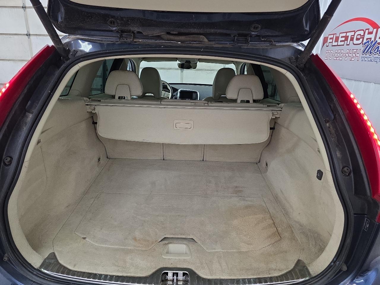 Volvo XC60 2015.5 AWD 4dr T6 2015