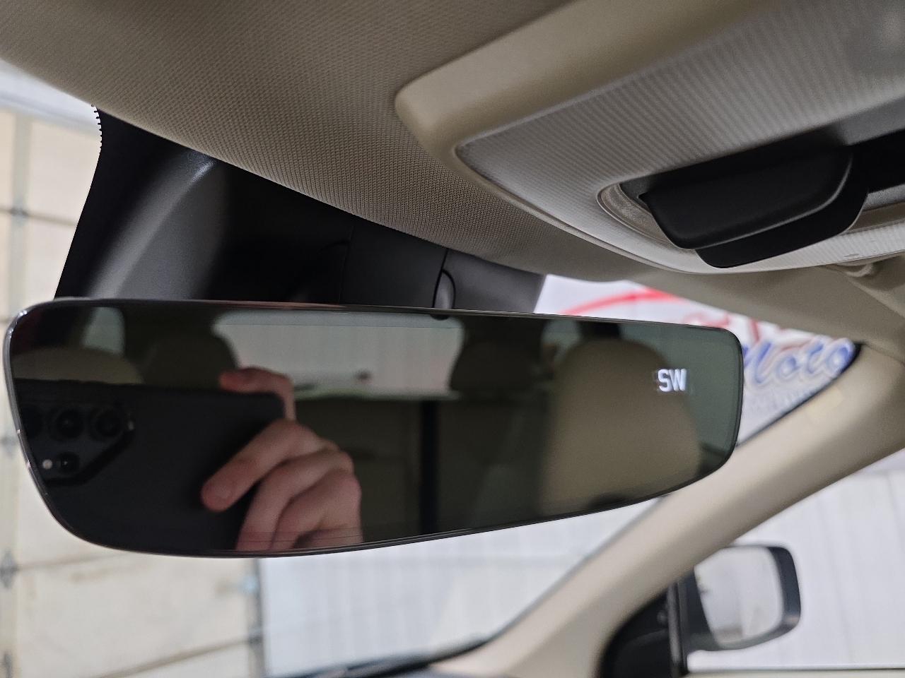 Volvo XC60 2015.5 AWD 4dr T6 2015