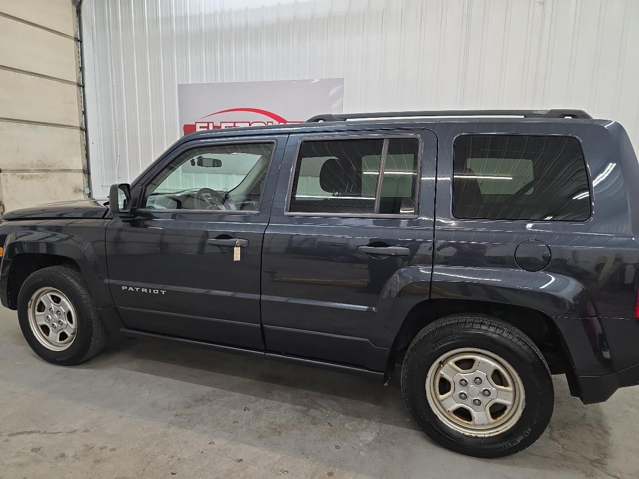 Jeep Patriot FWD 4dr Sport 2014