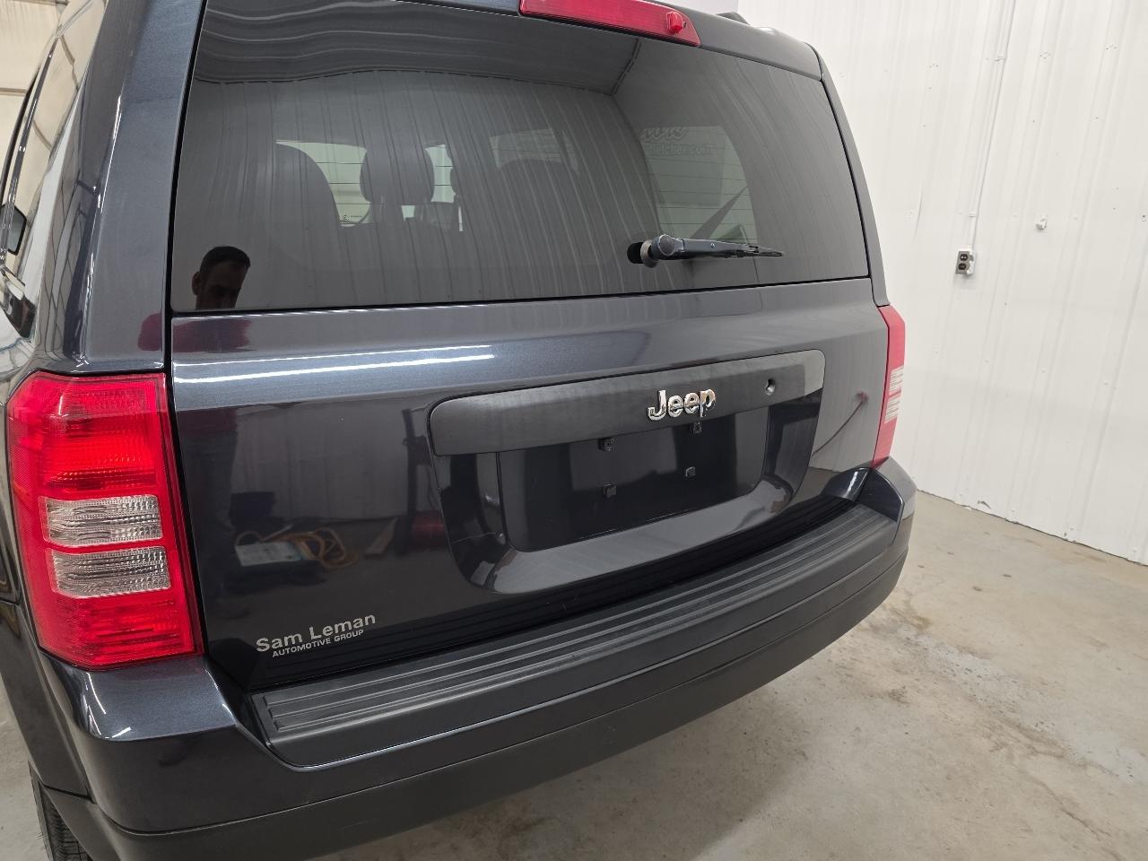 Jeep Patriot FWD 4dr Sport 2014