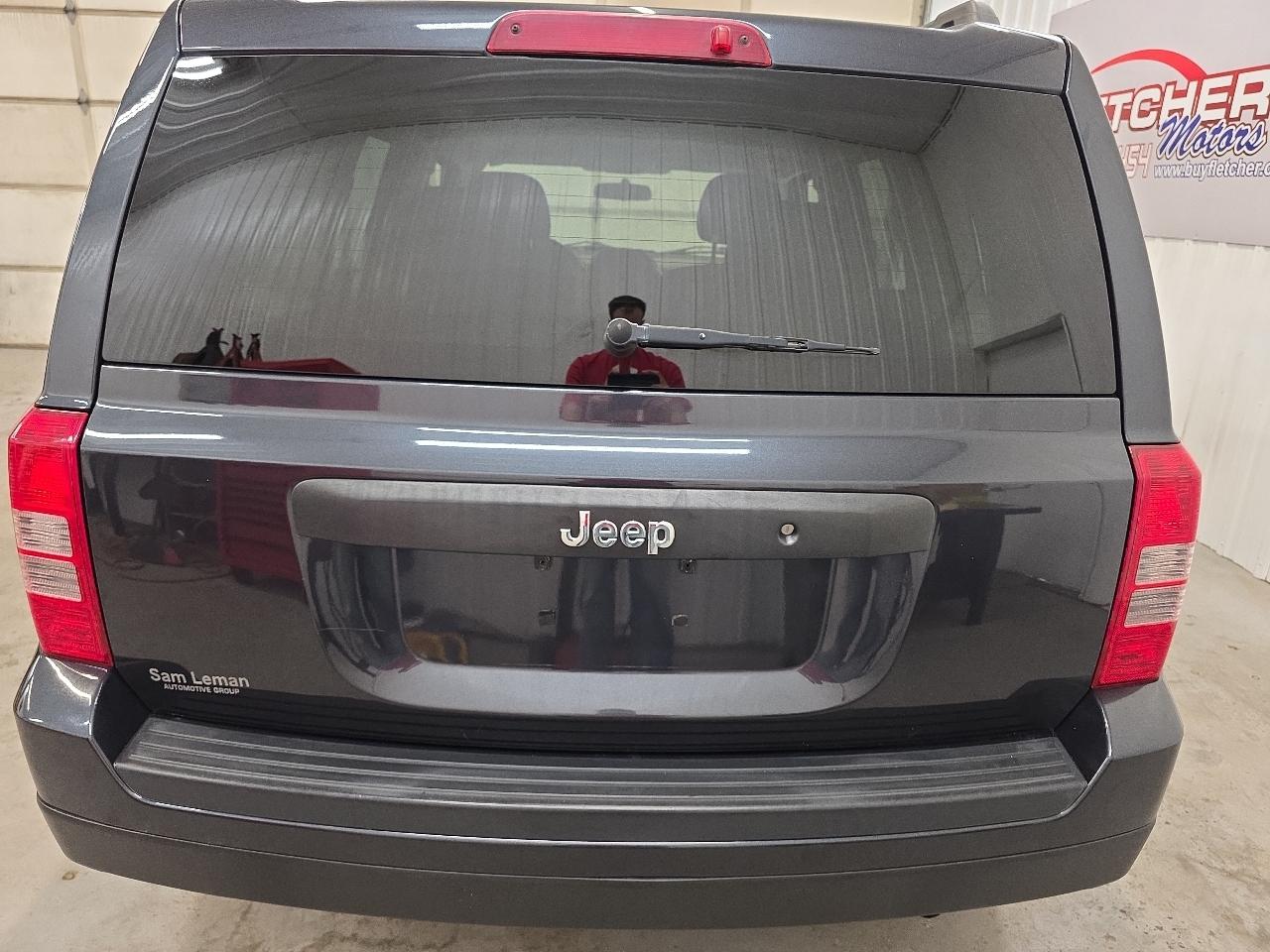 Jeep Patriot FWD 4dr Sport 2014