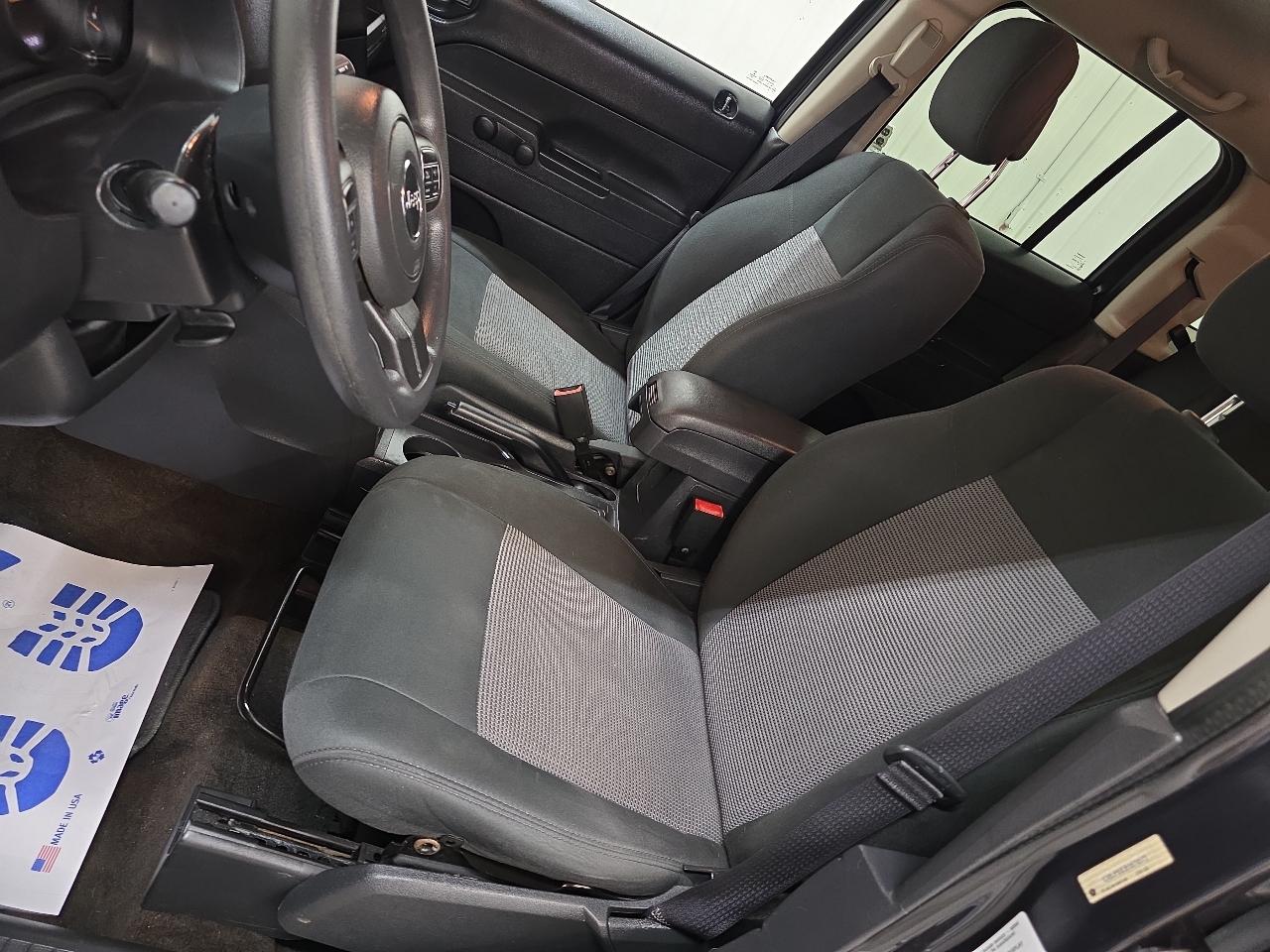 Jeep Patriot FWD 4dr Sport 2014