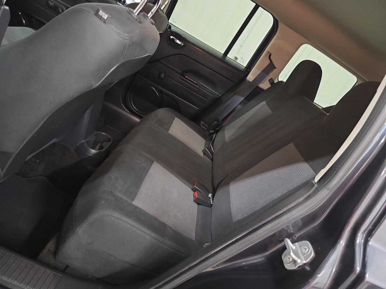 Jeep Patriot FWD 4dr Sport 2014