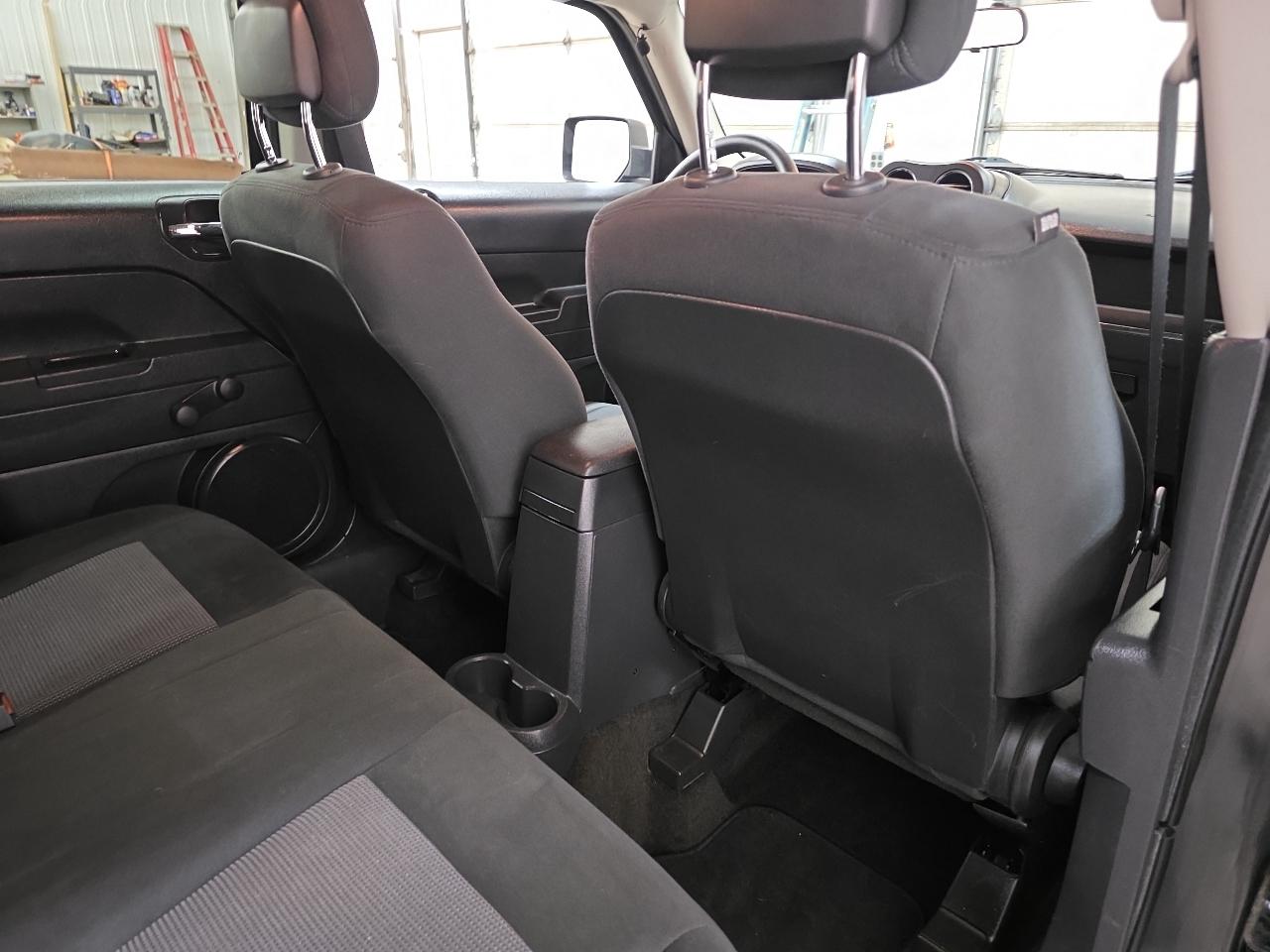 Jeep Patriot FWD 4dr Sport 2014