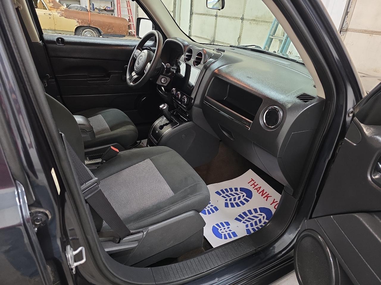 Jeep Patriot FWD 4dr Sport 2014