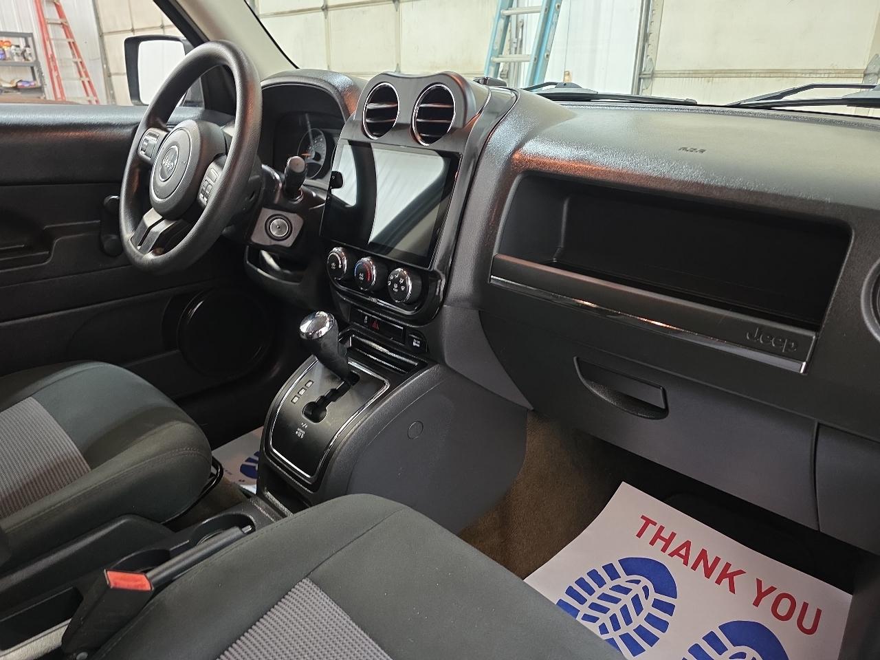 Jeep Patriot FWD 4dr Sport 2014