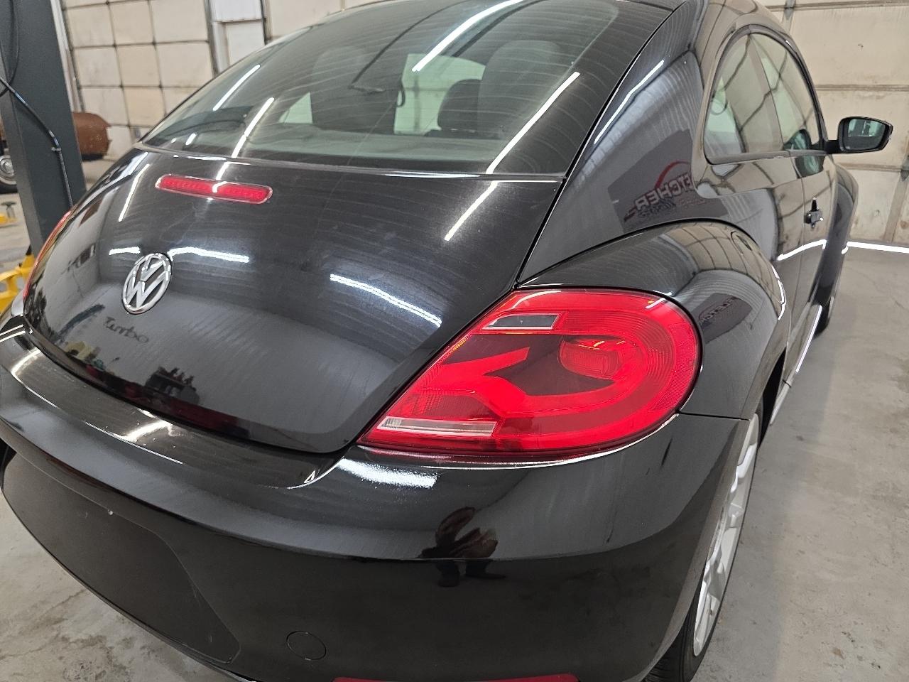 Volkswagen Beetle 2dr Cpe Auto 2.5L 2012